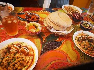 Humpit - The Hummus & Pita Bar