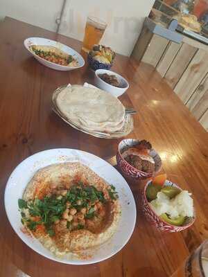 Humpit - The Hummus & Pita Bar