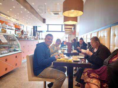 Vanilla Ice Cream Parlour