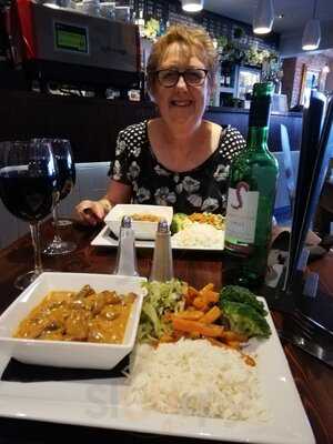 Sleepers Bar & Kitchen Hull