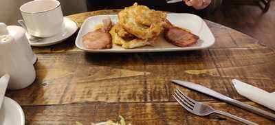 Chapter 12 Coffee Rooms & Bistro