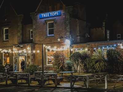Tree Tops Pub & Grill