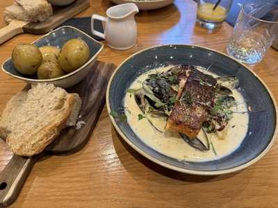 The Bells Bar & Kitchen