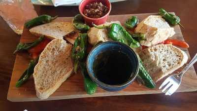 1884 Wine And Tapas Bar