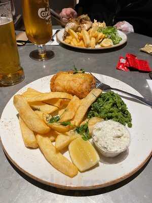 The Alex Cafe Bar & Brasserie