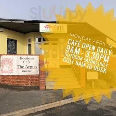 Roedean Cafe & Miniature Golf Course