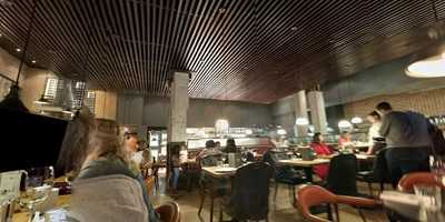 The Grill On New York Street