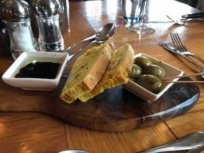 Restaurant At Fox & Hounds Country Inn