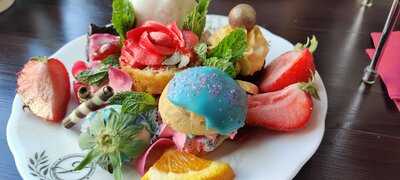 Josephine's Tea Lounge & Bistro