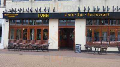 Lynn Cafe- Bar Restaurant