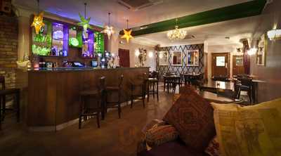 Sakara Bar & Restaurant