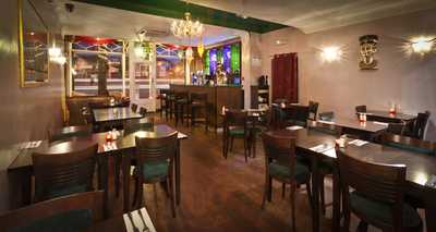 Sakara Bar & Restaurant