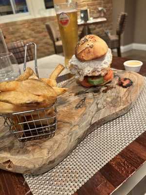 Licorella On York Place