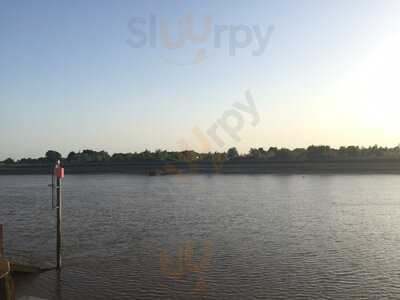 Riverside Restaurant