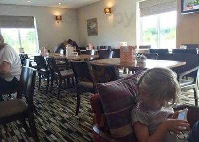 Holiday Inn Express South Hampton West Restaurant