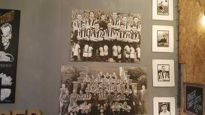 The Pie & Bottle Shop