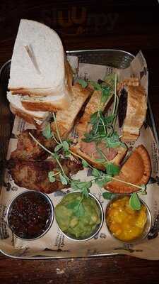 Abel Heywood - Photo 8