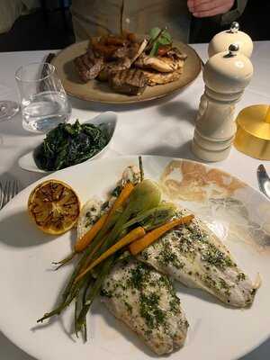 Rosso Restaurant And Bar