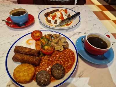 The Koffee Pot Bar & Cafe