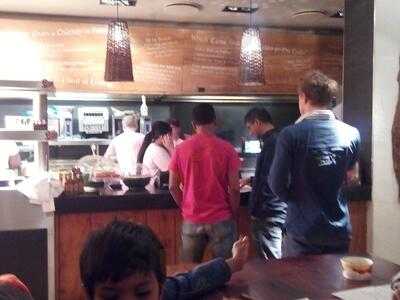 Nando's Cardiff - Mermaid Quay