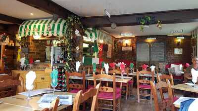 Toto's Italian Restaurant