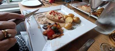 Toto's Italian Restaurant - Photo 7