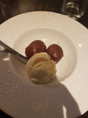 Mayur Indian Restaurant