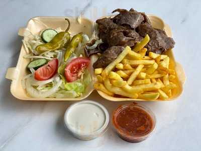 Pavlos Kebabs And Pizzas