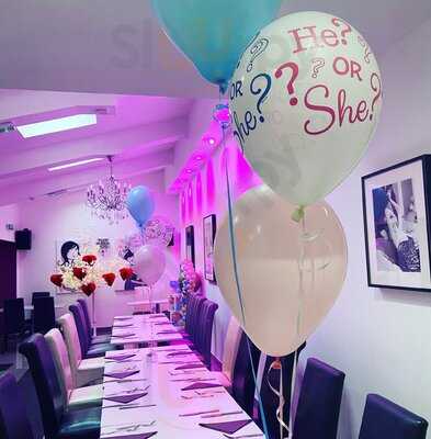 Pablinos Bar & Grill