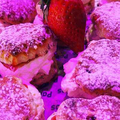 Pablinos Bar & Grill