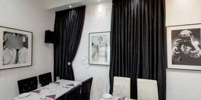 Pablinos Bar & Grill