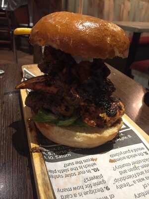 Riddler's Bar & Food