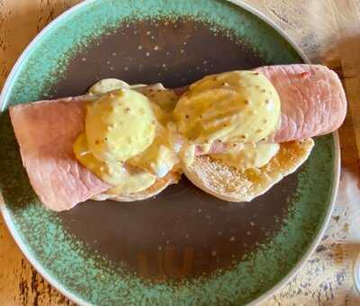 Peaberry Coffee House & Kitchen