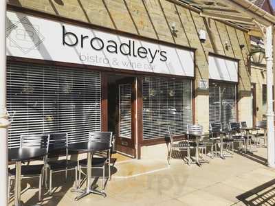 Broadley's Bistro & Wine Bar