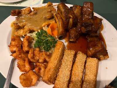 Crystal Lillies Cantonese Restaurant