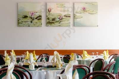 Crystal Lillies Cantonese Restaurant