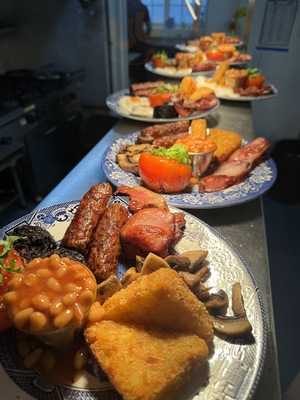 Painters Cafe - Sudbury