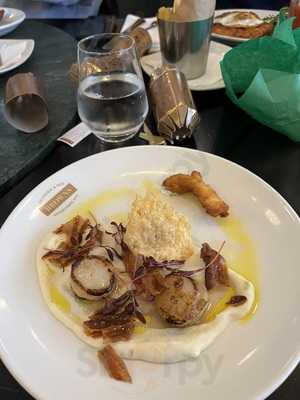 Browns Brasserie & Bar