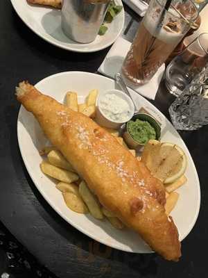 Browns Brasserie & Bar