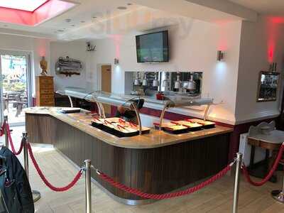 Cabbage Hall Bar And Grill