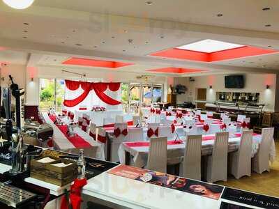 Cabbage Hall Bar And Grill