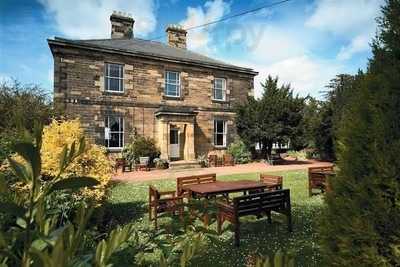 Restaurant At Horton Grange