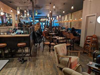 200 Degrees Coffee Shop