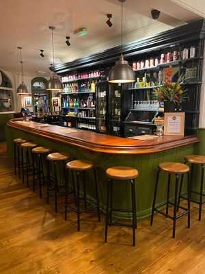 Woodies At The Junction Inn