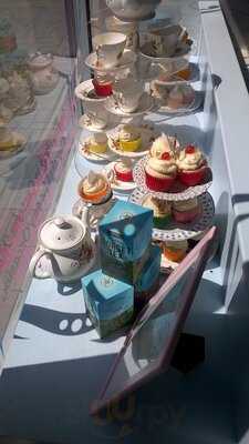 Teacups And Cupcakes