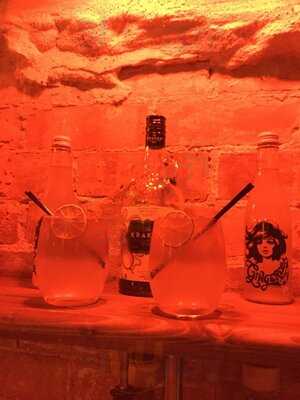 Black Lab Cafe And Lounge