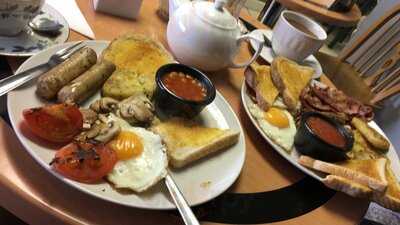 Vintage 186 Cafe Bar & Gift Shop