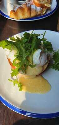 Lock And Key Hotel - Bar & Kitchen