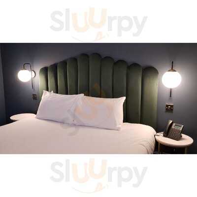 Lock And Key Hotel - Bar & Kitchen