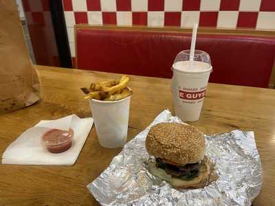 Five Guys Birmingham Bullring